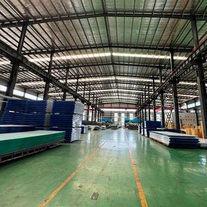 Pannelli Alveolari in <span class=keywords><strong>Policarbonato</strong></span> Estruso UV Trasparente da 6mm 8mm 10mm per Tetti di Serre - Product Image 6