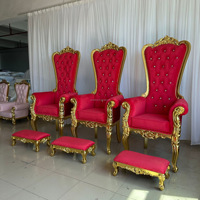 2026 Meilleures ventes Prix abordable Fauteuil simple de luxe blanc et doré à dossier haut, style trône royal, chaise de roi classique pour mariage et banquet