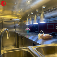 Nouveau design Concession Food Trailer à vendre Street Food Truck Coffee Carts Mobile Stage Truck Vintage Trailer