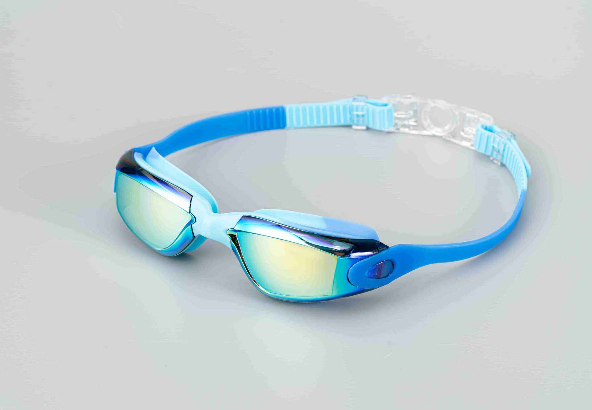 สีฟ้าเข้มสดใส