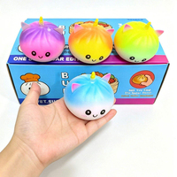 Jouet Squishy Licorne Chat Mignon en Forme de Boulette, à Remontée Lente, Anti-Stress, Balle à Presser Kawaii, Jouet de Décompression Fidget pour Enfants et Adultes