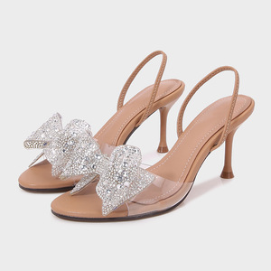 Nouvelles sandales d'été 2026 ODM OEM pour femme, <span class=keywords><strong>beige</strong></span>, à talons hauts, avec strass, grand nœud, bout ouvert, à enfiler, transparentes, sexy, à <span class=keywords><strong>talon</strong></span> fin, style extérieur - Product Image 2