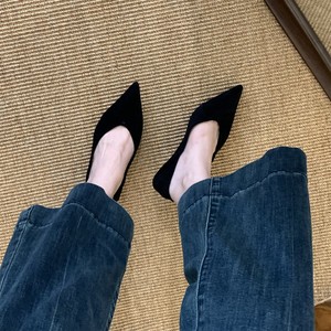 Nouvelles Chaussures Femme Luxe en Daim à Talon Carré et Bout Pointu Style Français Été 2026 – Talon Compensé Noir - Product Image 1