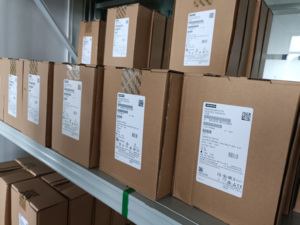 Bảo hành 1 năm 6sl3040-1la00-0aa0 Siemens 6sl30401la000aa0 Giá Gốc mới sinamics S120 Đơn vị điều khiển CU310-2 dp - Product Image 2