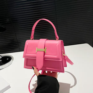 Nuevos bolsos de hombro de moda para damas Bolsos de cuero cuadrados pequeños y bolso de diseñador para mujer de colores sólidos - Product Image 3