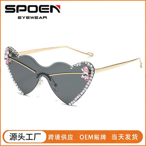Lunettes de soleil sans monture en forme de cœur UV400, style œil de chat, protection solaire pour femmes, tendance - Product Image 5