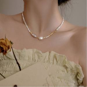 Collar de Perlas Barrocas Naturales para Mujer, Diseño Retro de Lujo Ligero, Exquisito y de Nicho, Edición Coreana con Cadena para Clavícula - Product Image 2