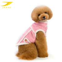 Gilet d'hiver classique personnalisé OEM ODM pour chien, couleur unie, en daim et sherpa, avec doublure polaire chaude, sans manches, vêtement pour animaux de compagnie