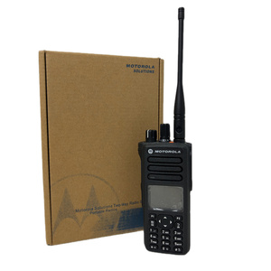 Radio bidirectionnelle numérique portable DP4400 – Radios mobiles pour communications vocales simples et services d'infrastructure - Product Image 2