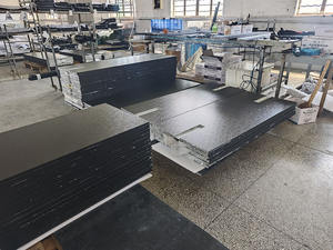 Couvre-tonneau rigide à trois volets en aluminium pour Ford F150 Super Crew 5.6 'Short Bed F150 Raptor Super Cab <span class=keywords><strong>4</strong></span>-Door 5.6' Short <span class=keywords><strong>Silverado</strong></span> 1500 - Product Image 6