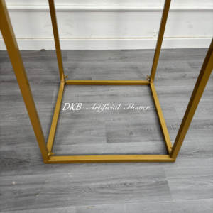 Support à fleurs en métal doré pour centre de table, support à fleurs de haute qualité pour la décoration d'événements, présentoir floral pour fête - Product Image 6