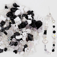 Coloré Esthétique Acrylique Plastique Assortiment Mignon Pastel Perles Fleur Coeur Étoile Papillon Bonbons Perles Rondes Bracelets Colliers