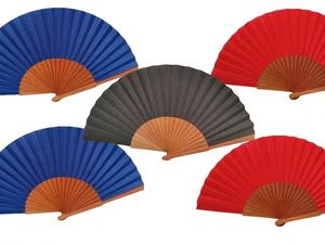 Abanico de madera de algodón y poliéster liso de alta calidad de 23cm tallado para fiesta de boda - Product Image 3