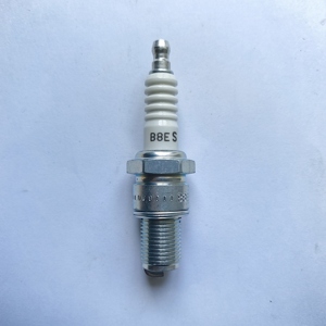 หัวเทียนรถจักรยานยนต์ของแท้2411 B8ES สำหรับฮอนด้า MTX80R 80CC MBX50 /MTX5OR /<span class=keywords><strong>NSR50</strong></span> /TLM50 50CC 9807958644 OEM - Product Image 2
