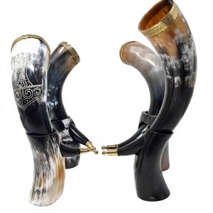 Corne à boire viking authentique avec support, faite à la main, polie, imperméable, en corne de buffle naturelle, style animal, ZH TRADERS, logo personnalisé - Product Image 1