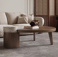 Table basse simple en noyer avec plateau circulaire en verre, style italien créatif pour salon