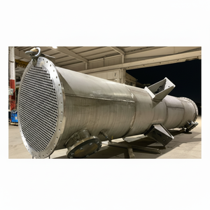 Soluciones térmicas de precisión de intercambiador de calor de carcasa y tubo de ingeniería personalizada para aplicaciones industriales - Product Image 1