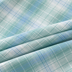 Ensemble 2 pièces décontracté pour enfants 2026 : <span class=keywords><strong>Chemise</strong></span> à <span class=keywords><strong>carreaux</strong></span> à col rabattu et short pour garçons – Collection été en gros - Product Image 5