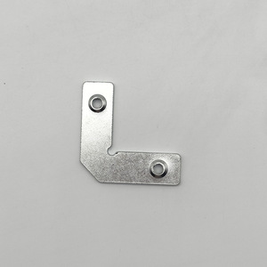 Support d'angle en aluminium 50x15,8 mm, épaisseur 2 mm, accessoire de quincaillerie pour la fixation de verre sur les bords des meubles - Product Image 3
