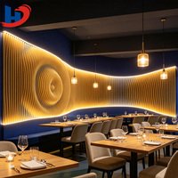 Panneau mural acoustique 3D moderne HENGJIU, design modulaire en feutre ondulé pour hall commercial, restaurant, bureau, salon et chambre à coucher