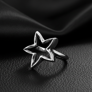 แหวนสแตนเลส 316 สไตล์โกธิคพังก์รูปดาวเปิดสำหรับผู้ชาย ผิวเงินขัดเงา ดีไซน์หนา แข็งแรง ทันสมัย - Product Image 1