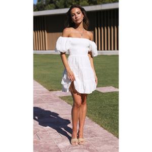 Robe courte à épaules dénudées à manches courtes, best-seller - Product Image 5