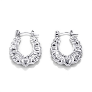 Pendientes de Aro con Corazón Hueco de 30mm, Chapados en Oro, de Acero Inoxidable, Largos, con Gema, de Alta Calidad, para Uso Diario - Product Image 6