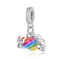 Vente en gros de breloques en argent sterling S925 en forme de tasse à café, perles DIY, bracelet Statue de la Liberté, pendentif vache, cadeau pour femme