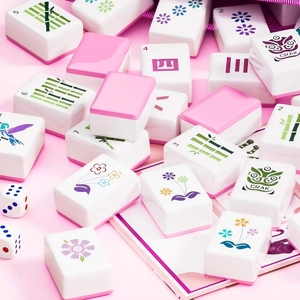 En Stock: Nuevo Juego de Mahjong Americano de Lujo de 160 Fichas, Mini, de Viaje, Grabado en Acrílico - Product Image 1