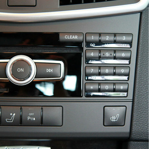สติ๊กเกอร์ตกแต่งภายในรถยนต์ Xingbaiwang สำหรับ Mercedes-Benz แผงคอนโซลกลาง ปุ่มเครื่องเล่นซีดี ปุ่มโทรศัพท์ วัสดุ ABS ใช้ได้กับรถยนต์ทั่วไป - Product Image 2