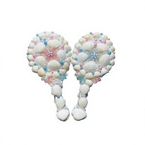 Miroir à main en coquillage naturel du Vietnam, design artisanal en coquillage avec verre, pour maquillage, voyages, cadeaux, mariages, événements et décoration - Product Image 2