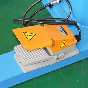 Machine de soudage de conduits HVAC, soudeuse ponctuelle pneumatique, série <span class=keywords><strong>DNQ</strong></span>, machine de soudage ponctuel pour tôles métalliques - Product Image 5