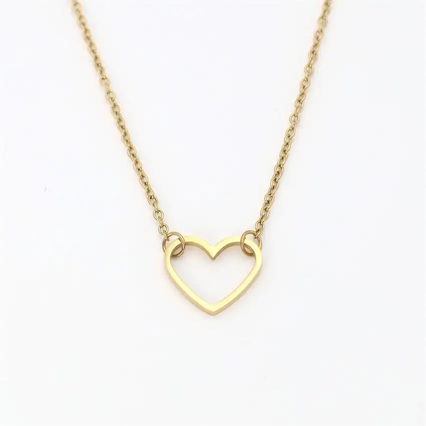 Collana pendente con colletto a forma di cuore croce 18K in acciaio inox moda classica all'ingrosso