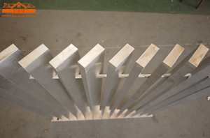 Foshan รั้วสวนอลู<span class=keywords><strong>มิ</strong></span>เนียมรั้ว45องศารั้วกั้นขอบเคลือบด้วยผง - Product Image 2