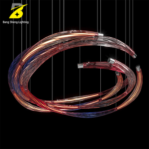 Lustre en <span class=keywords><strong>tube</strong></span> de <span class=keywords><strong>verre</strong></span> ambré et violet avec éclairage LED interne pour hall de club de luxe et villa moderne, <span class=keywords><strong>suspension</strong></span> artistique abstraite en boucle - Product Image 2