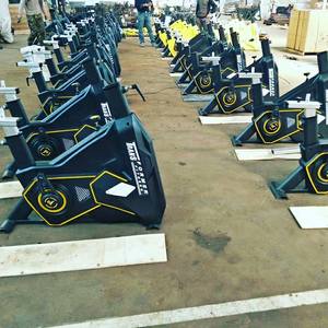 Gym <span class=keywords><strong>Fitness</strong></span> Indoor Cycling Spin bike Stationnaire Bicicleta Estatica Exercise Spining Bike à vendre - Product Image 4