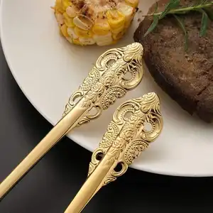 Luxury Royal Wedding di alta qualità 5 pezzi cucchiaio coltello forchetta posate spesse posate in acciaio inossidabile Set di posate Vintage in oro