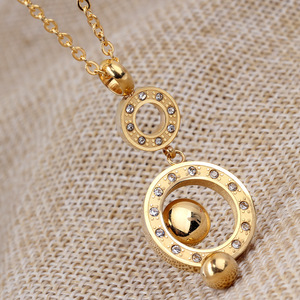 Collar de cadena para suéter de oro de 18 quilates con diseño hueco redondo de 50 mm, estilo europeo-americano, para mujer - Product Image 3
