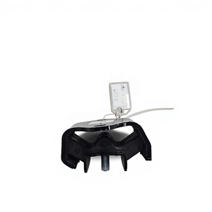 Soporte de Motor Trasero 11320-01G00 11320-01G0A para Nissan D21 D22 NP300 Terrano Urvan <span class=keywords><strong>E24</strong></span>, Piezas de Auto Antivibración - Product Image 3