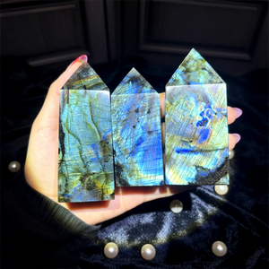Kindfull Vente en gros Pierre <span class=keywords><strong>de</strong></span> cristal naturel Cristaux <span class=keywords><strong>de</strong></span> guérison Points Labradorite Points Baguette <span class=keywords><strong>de</strong></span> cristal <span class=keywords><strong>Tour</strong></span> pour la décoration - Product Image 1