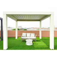 Pergola rétractable en aluminium avec toit imperméable pour jardin et villa, finition luxe thermolaquée