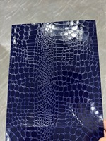 Papier en cuir de crocodile brillant de luxe pour couvertures de livres vintage faites à la main