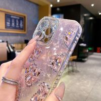 Coque de luxe DIY à texture coquillage avec strass en forme de cœur, compatible avec iPhone 16 Pro Max, étui 3D scintillant en cristal en forme de cœur