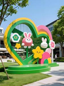 Art hôtelier et de resort fantaisiste |   Créer des Expériences Familiales Mémorables avec des Sculptures Ludiques - Product Image 5