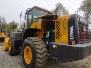 Chargeurs de marque Machines et équipements d'occasion 5 tonnes vendus pas cher Garantie de qualité Performance supérieure - Product Image 4