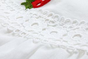 Vestido de Niña con Diseño Bordado de Fresas, Estilo Princesa, Sin Mangas, Cuello Redondo y Encaje, Éxito de Ventas del Verano - Product Image 4