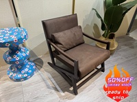 Fauteuil convertible moderne en cuir capitonné en bois massif de haute qualité, design italien, prêt à être expédié, pour villa, salon, hôtel, loisirs