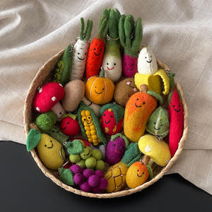 Porte-clés en feutre faits main, fruits et légumes, breloques mignonnes en feutre de <span class=keywords><strong>laine</strong></span> pour sacs, cadeau amusant pour elle, enfants, professeurs, amis, porte-clés écologique - Product Image 2