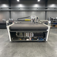 Cortadora CNC de Cama Plana para Láminas Delgadas de Plástico, Máquina de Corte Digital para Cartelería Inflable y Tableros Extruidos