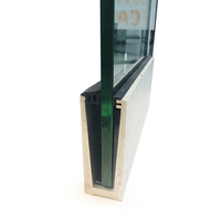 Conception de garde-corps de balcon en verre sans cadre Vente en gros Décoration intérieure haut de gamme Système de garde-corps moderne en aluminium à canal en U
